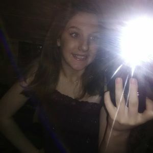 Meet your Posher, Cherry